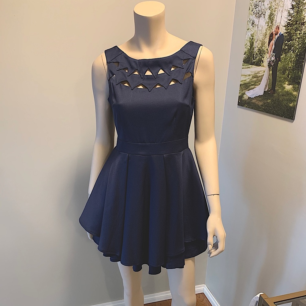 Mini dress